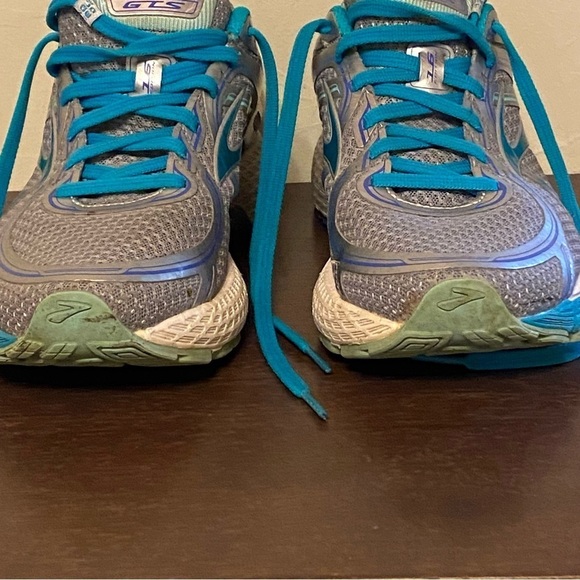 Brooks Adrenaline GTS 16 Women's Size 9 US Running Shoes Sixteenth Edition - Picture 3 of 11